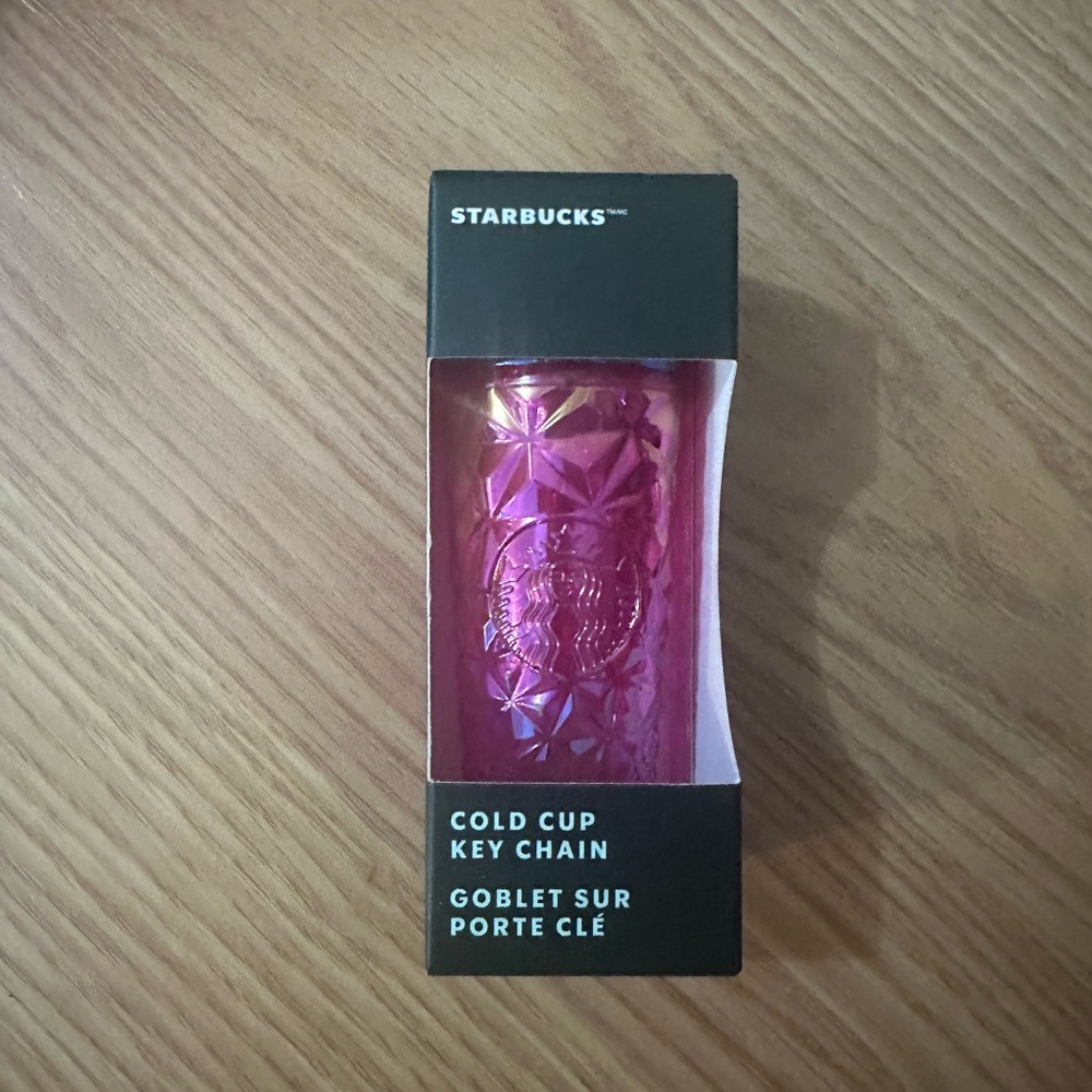 Starbucks, cold cup keychain in fuchsia pink - Picture 2 of 3